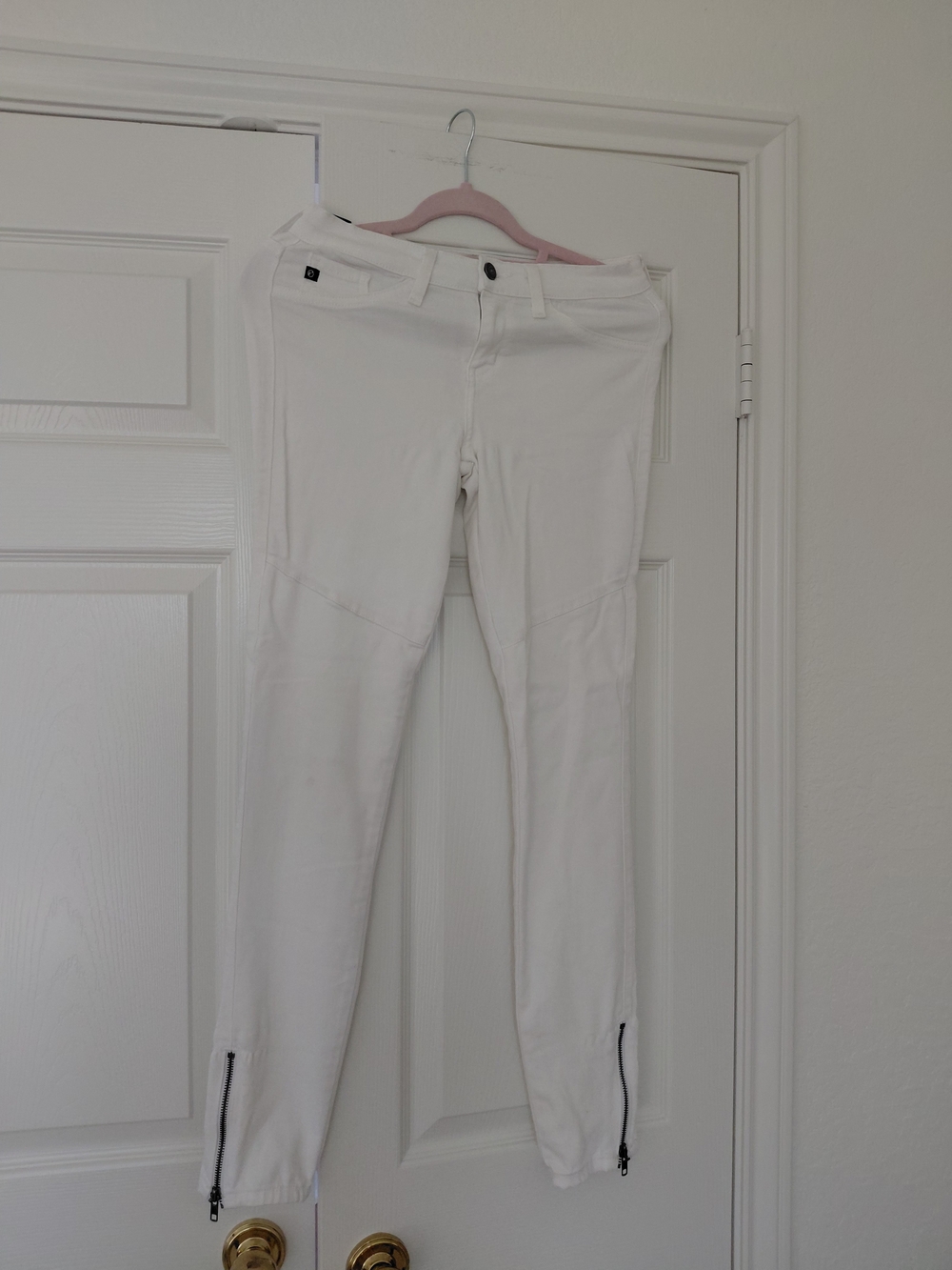 White Zip-Hem Skinny Pants